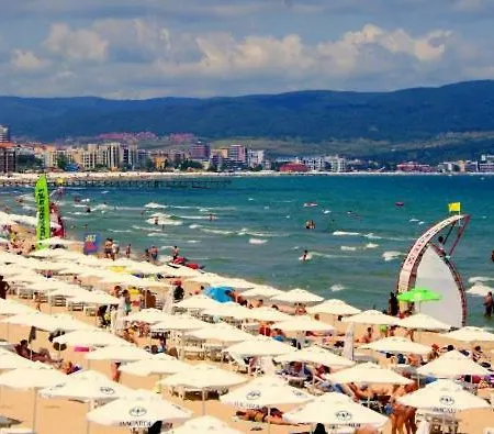 דירה Amadeus 5 In
